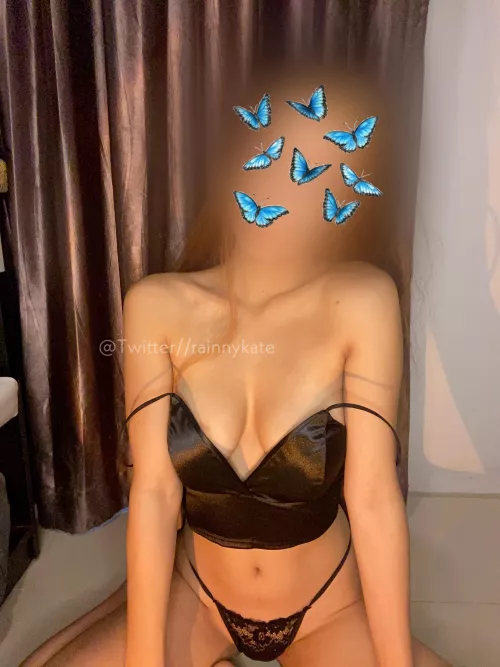 Join me on link in comment 😘 by Rainnynykate