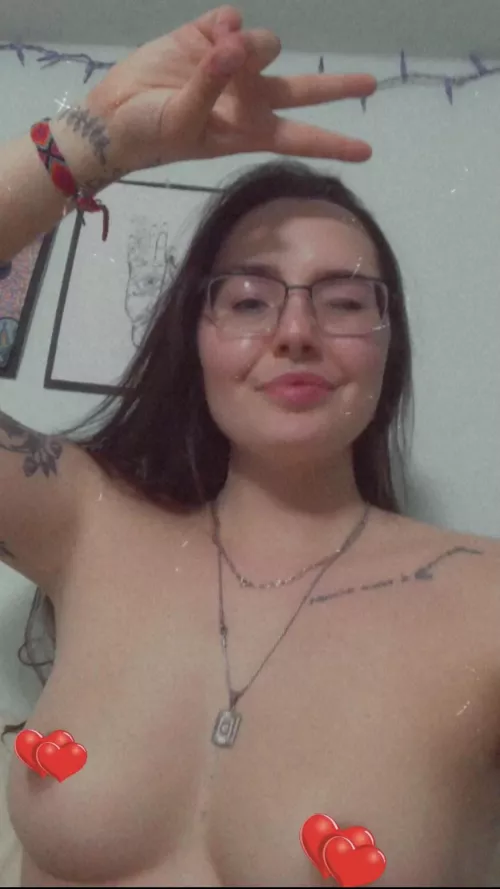 Join me on my OnlyFans! Top 7.5%- discount available for a limited time:^) link is in the comments💞 by dequeer