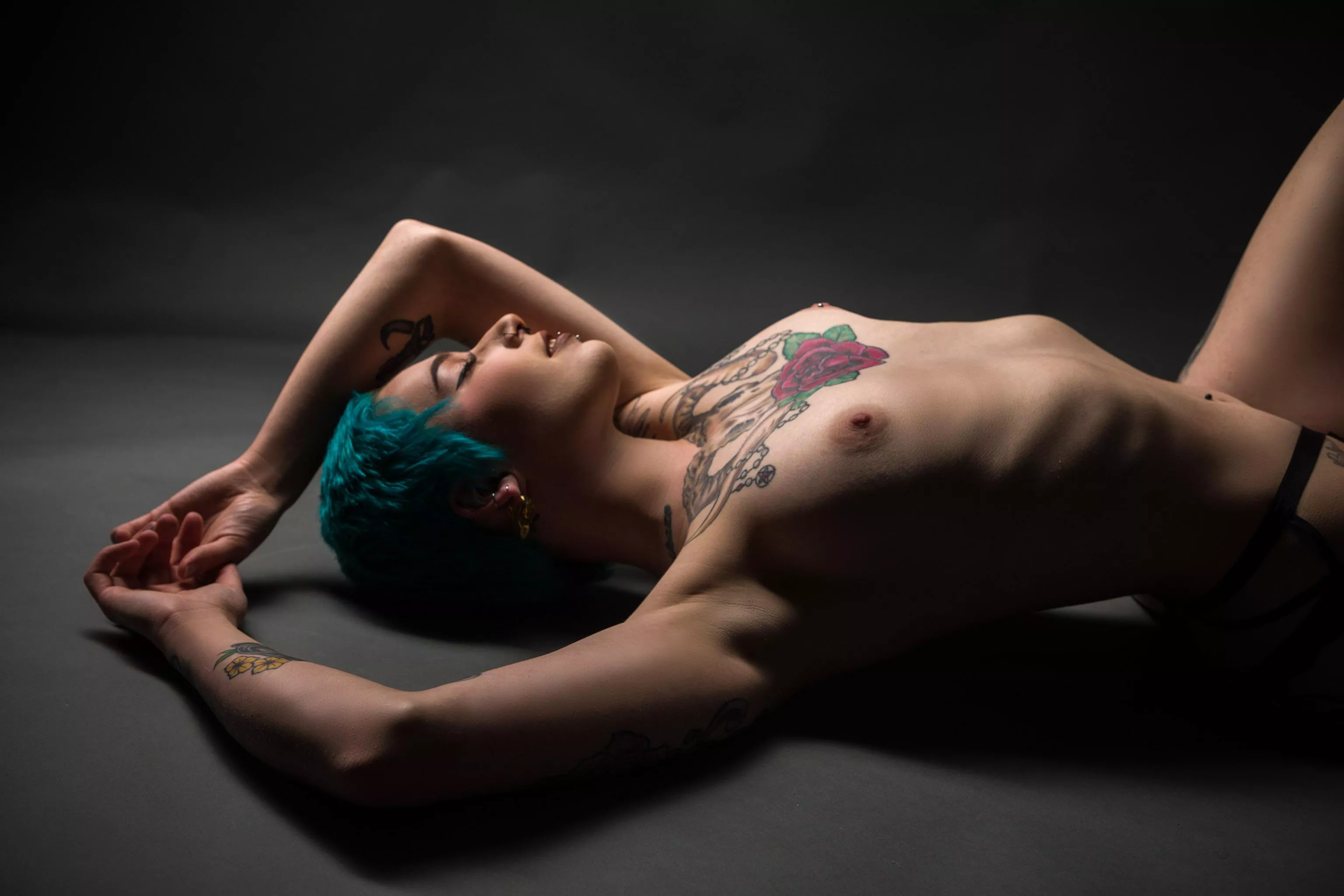 join my new page, come play with me 💗 pictures, video, b/g and solo 💗 😚 posted by andrenarnia