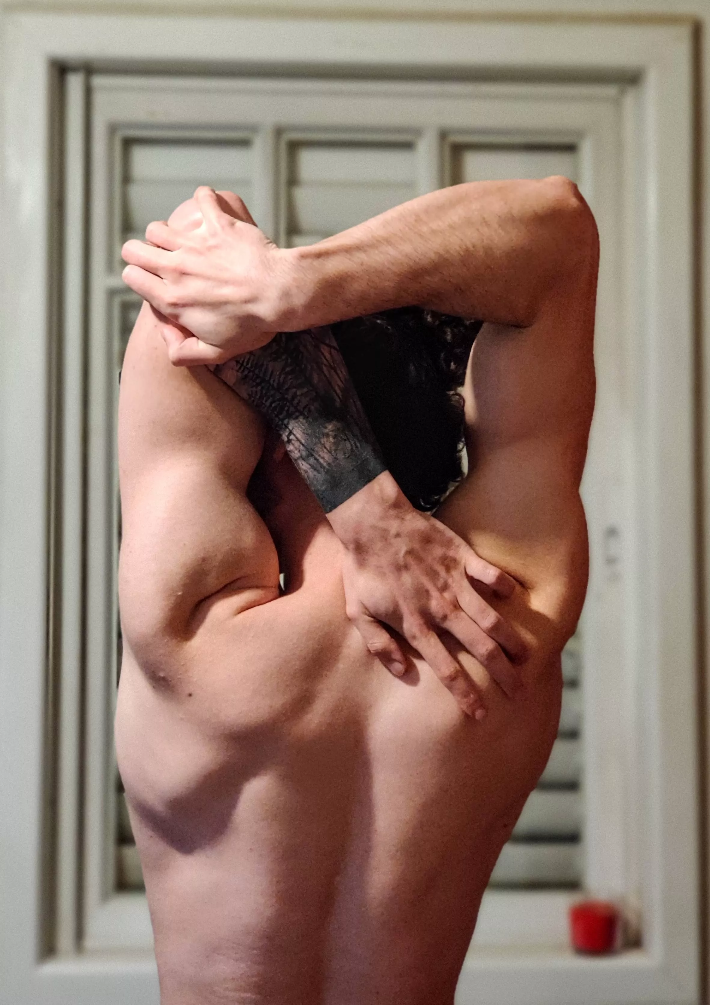 JoJo's Bizarre Stretch - Forearm is Unbreakable posted by controk