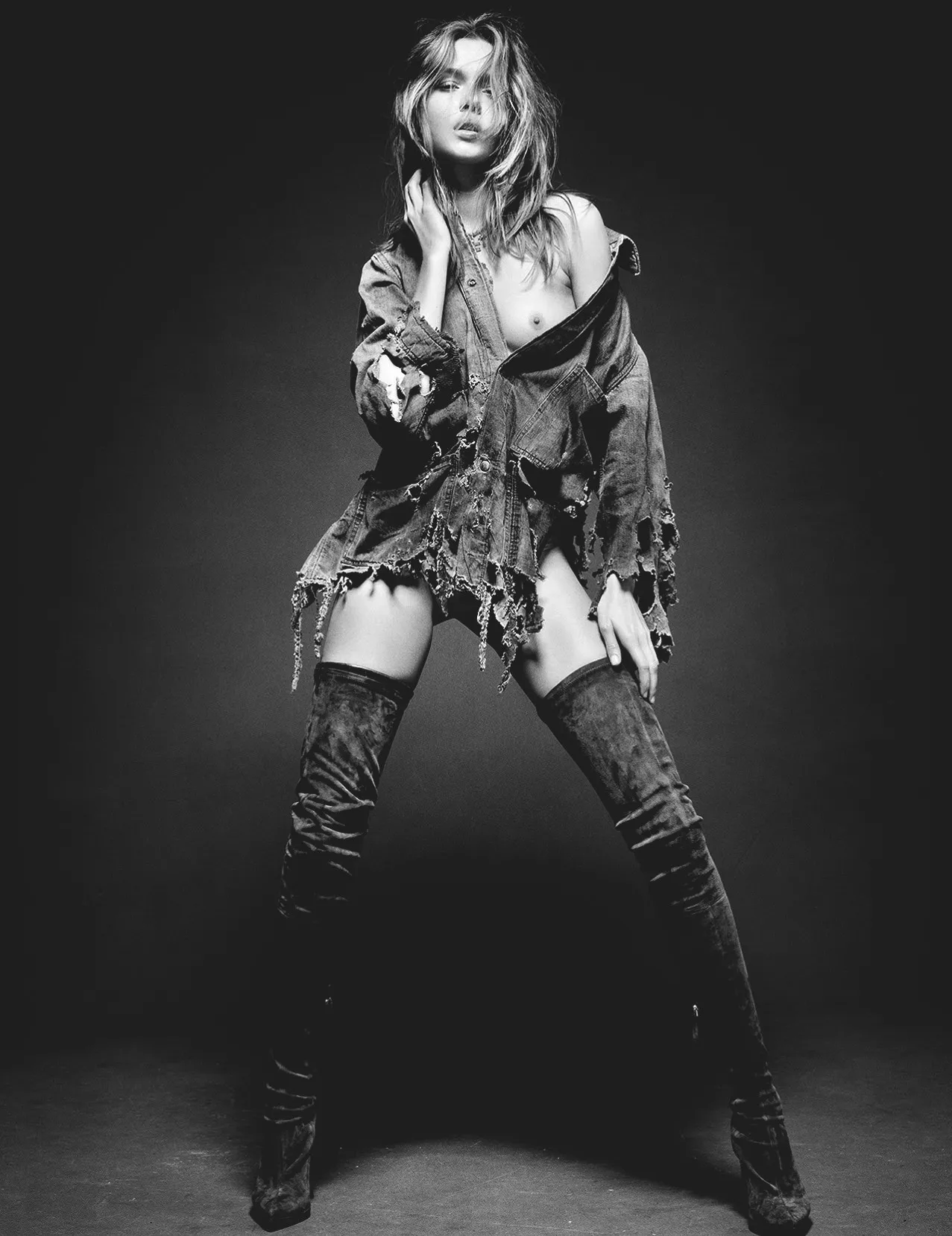 Josephine Skriver posted by CJ105