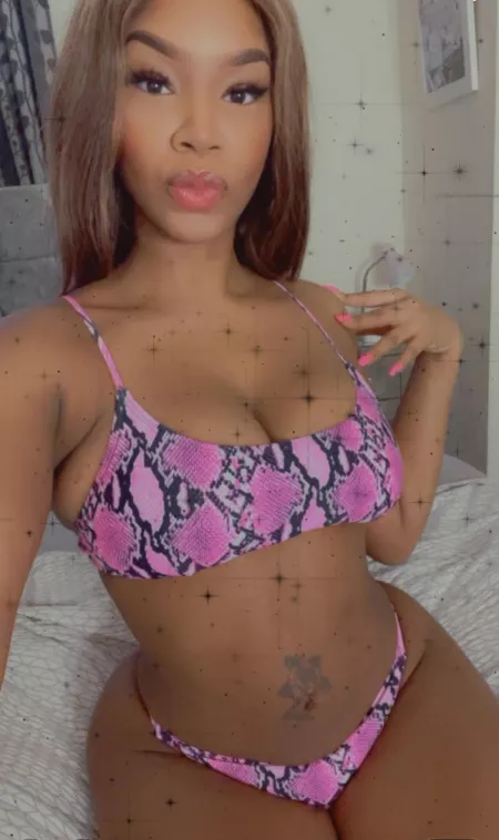 Juicy by laceyteetee