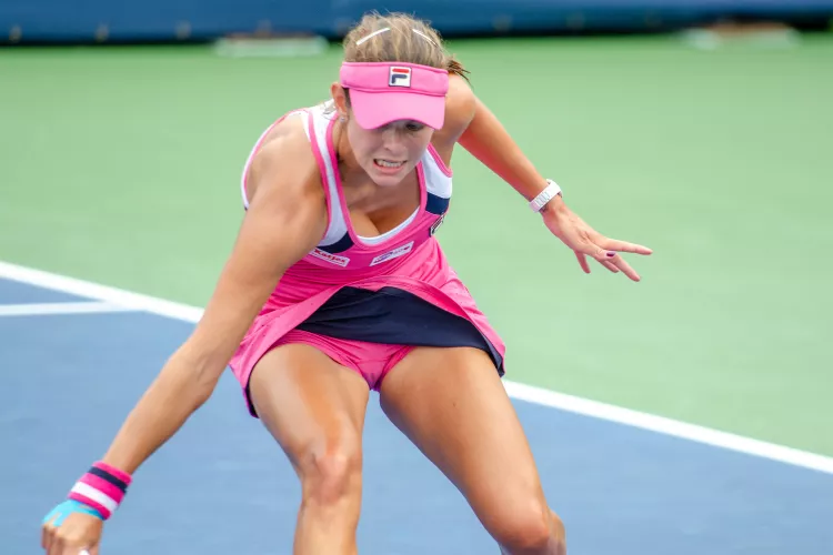 Julia Goerges cameltoe - UHQ by TennisGirlz