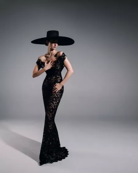 Julia Mazurik by BOOOOOOOBIES