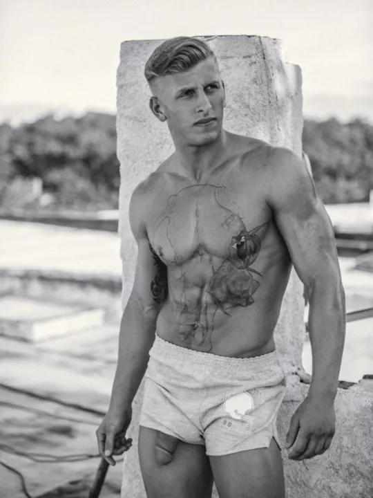 Julian Jaxon posted by asdasasdass321