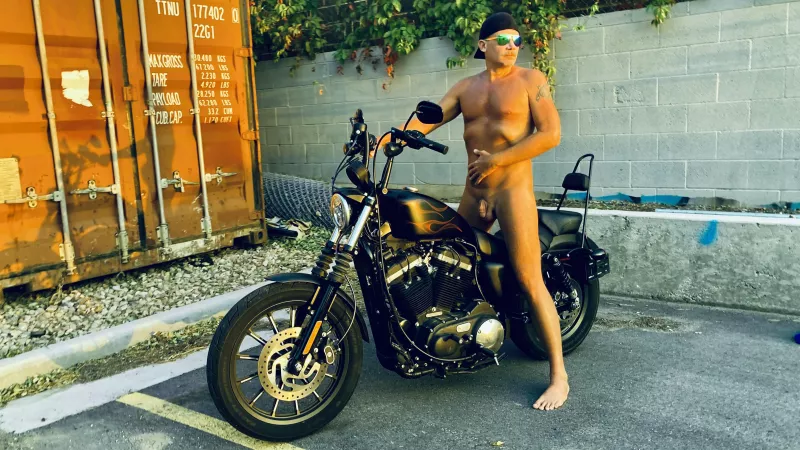 Jump on if you’d like a ride! by 92103r