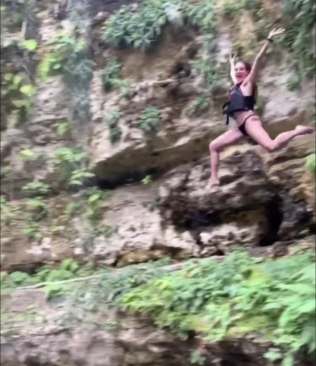 Jumping to conclusions by BakugoShonen