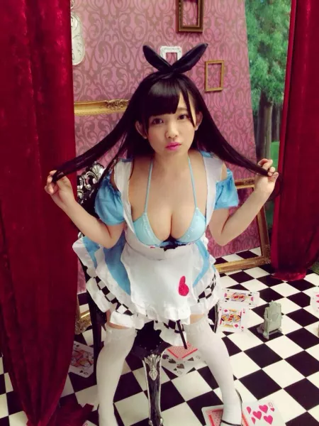 Jun in Wonderland by vidsonly