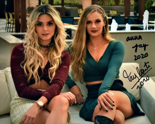 Jungle boy needs to finesse a threesome out of these 2 👀 by DoWeStrikeYou