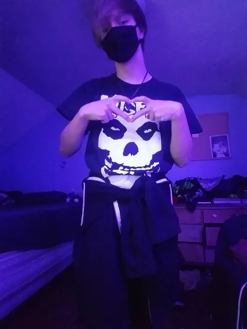 Jus shaved and outta a toxic relationship by JTGhoulofficial