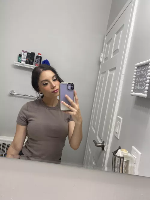 just 1 am tings. aritzia makes their tops tight 😅 by Lilz-McGillz