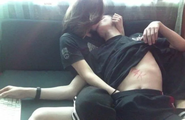 Just....🥺 posted by Moe_Mola