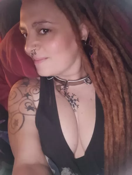 Just a bedtime selfie properly collared. by Nekotied