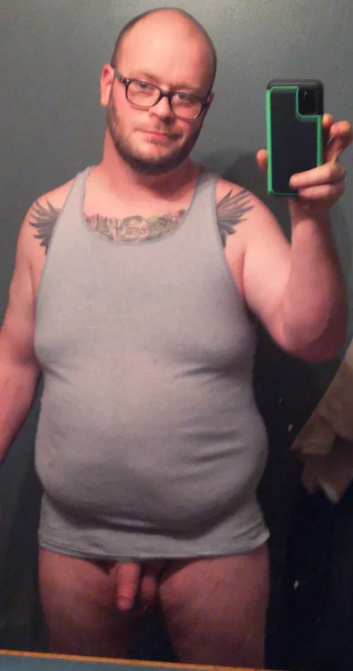 Just a chubby dude. Only the second time I've ever posted something full body. Opinions? by notykcir