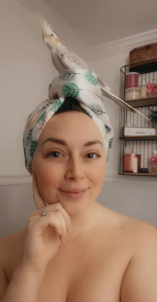 Just a couple o’ chicks fresh from the shower 🐣🛀🏼🧺 by whimsical-and-witchy