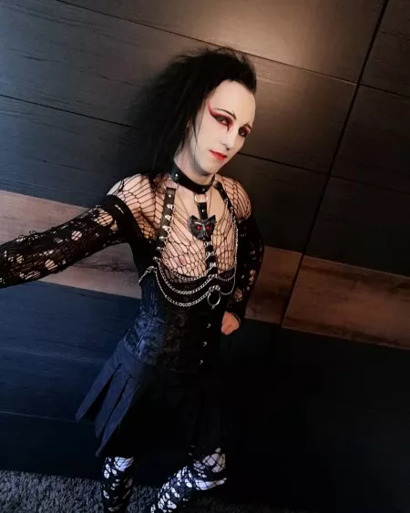 Just a crossdressing goth in a chain harness 🕸️🔗🖤 M30 by Lumindelunar