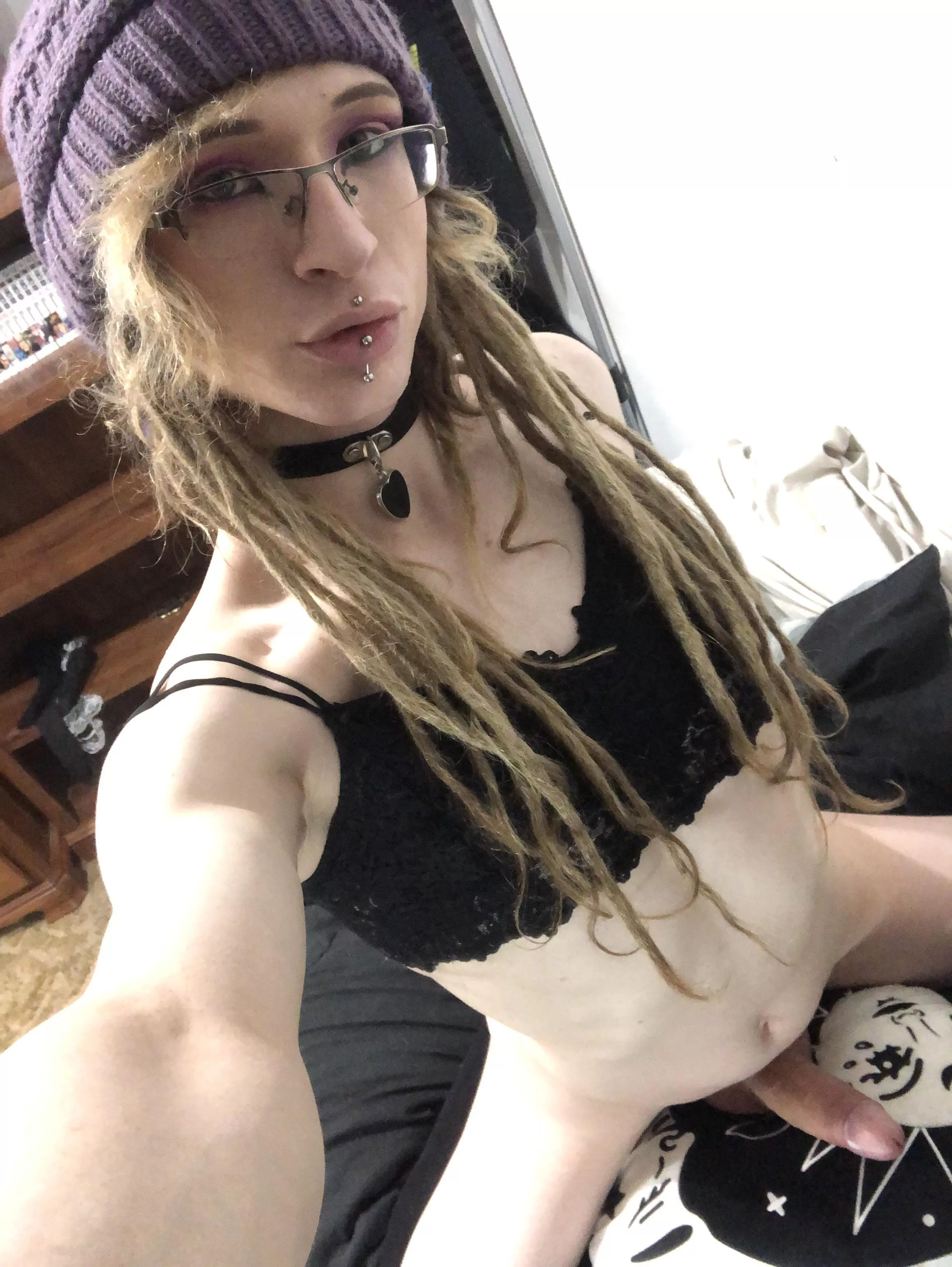 Just a cute little angel 😇 posted by Angel_was_taken