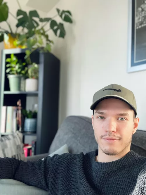 Just a gay and his plants. by Dwoobi