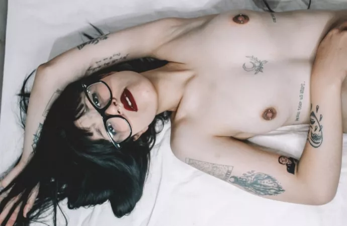 Just a goth girlfriend at your scroll up routine by onlyfasukav