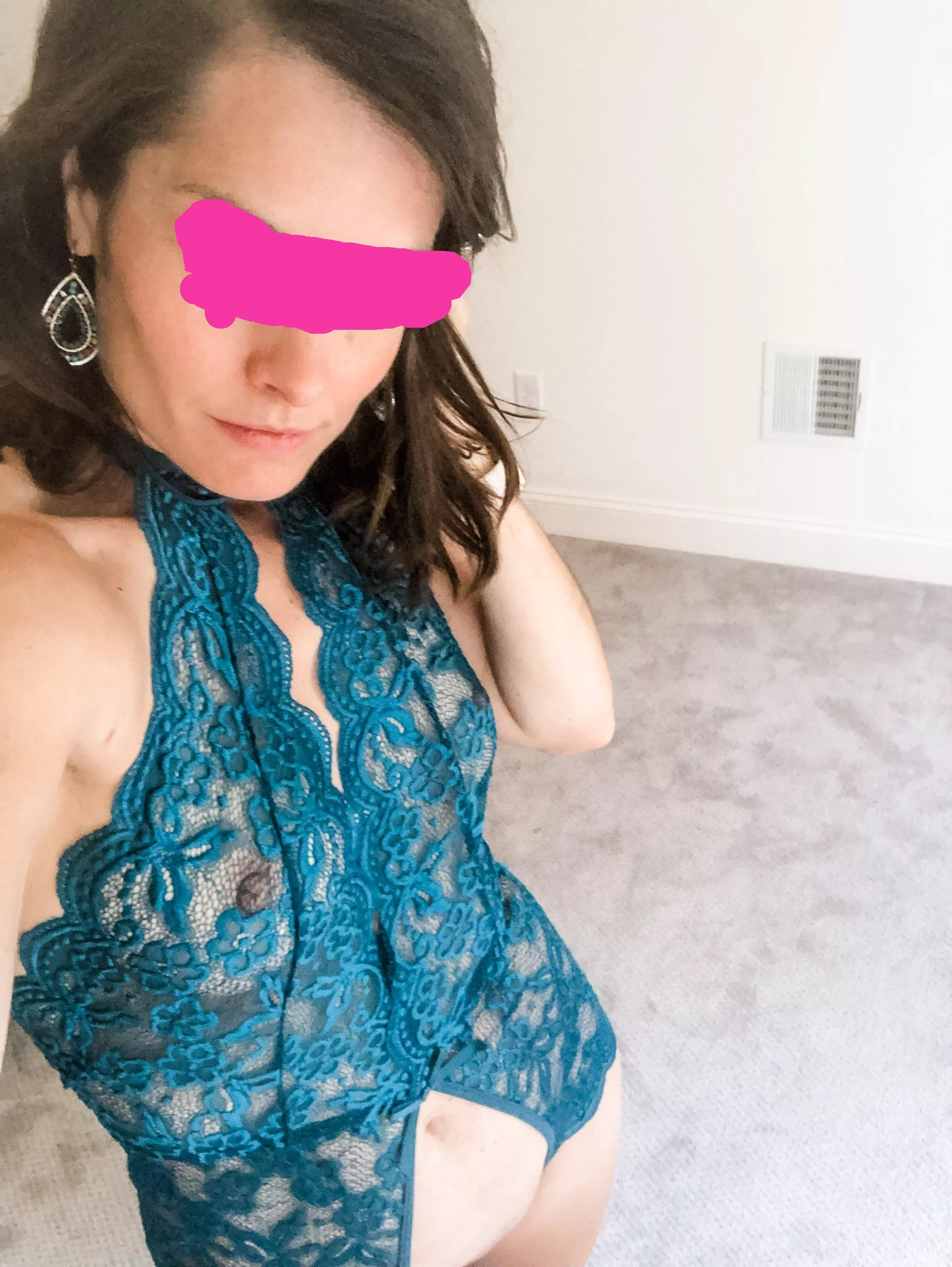 Just a horny 36[f] teacher posting nude selfies... getting wet thinking about a students dad recognizing me 😛 posted by JonahLomunz