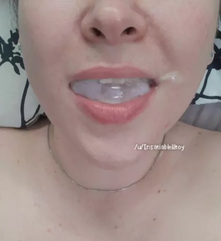 Just a little dribble! [F] by Insatiableliltoy