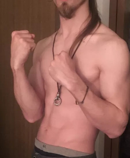 Just a little flex to brighten your evening ;) by TheWholesomeViking