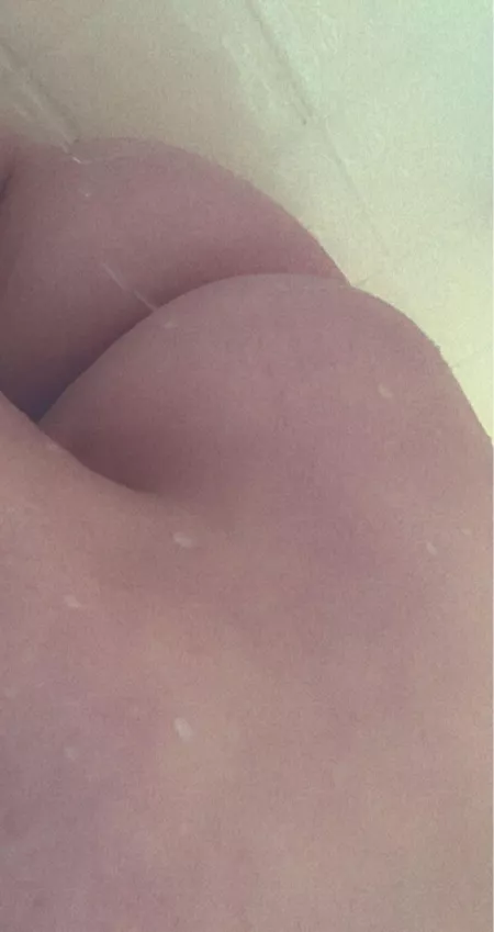 Just a little shower shot today 👅 by opheliasin_666