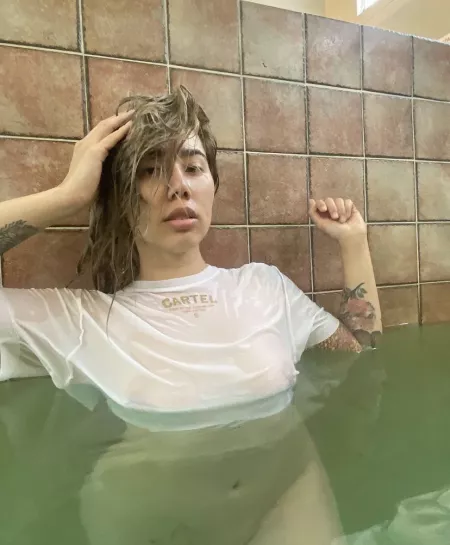 Just a little wet by Loveginaworldd