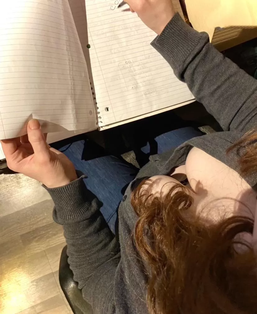 Just a married librarian mom who enjoys cumming with others posted by LibrarianMomXO