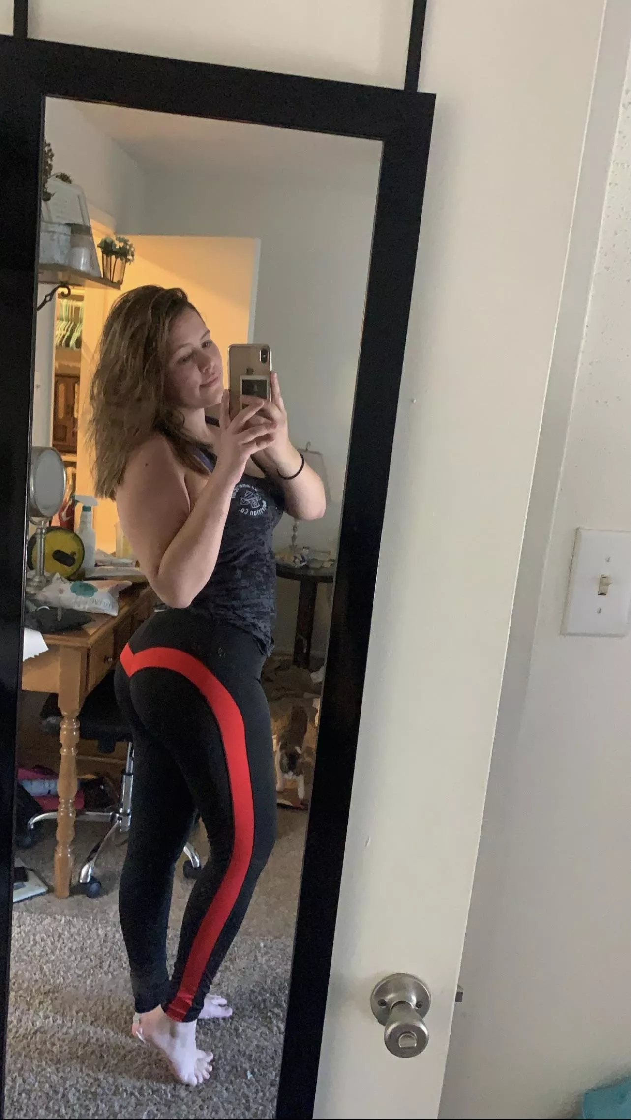 just a mirror selfie from my old apartment✌️ (18) posted by heyimsugarylove