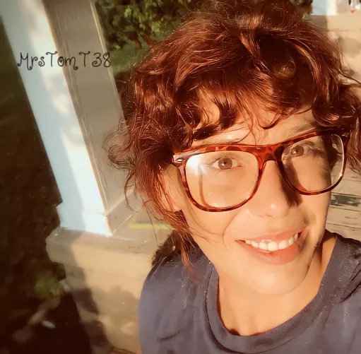 Just a nerd with a kinky side 😊 by MrsTomT38