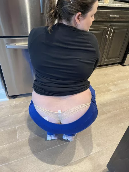 Just a peak by Averagejoe_1123