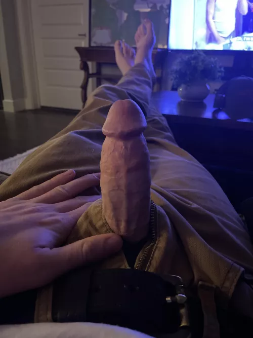 Just a peek by TFbtam