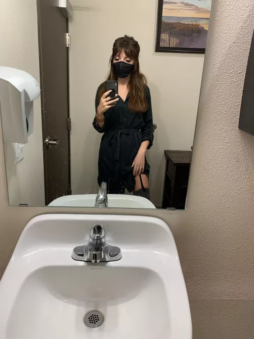 Just a peek.. for a subtle tease all day long.. (; [f] by hedonist-honey