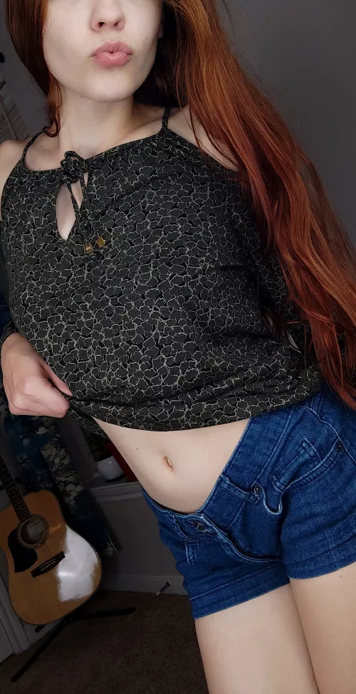 Just a peek 💝 by officiallyviolets