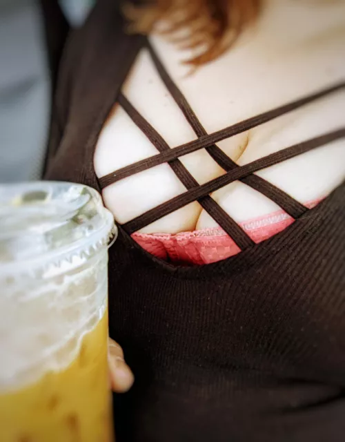 Just a quick mid-afternoon pick-me-up! Happy weekend CGW! by usernamesmooozername