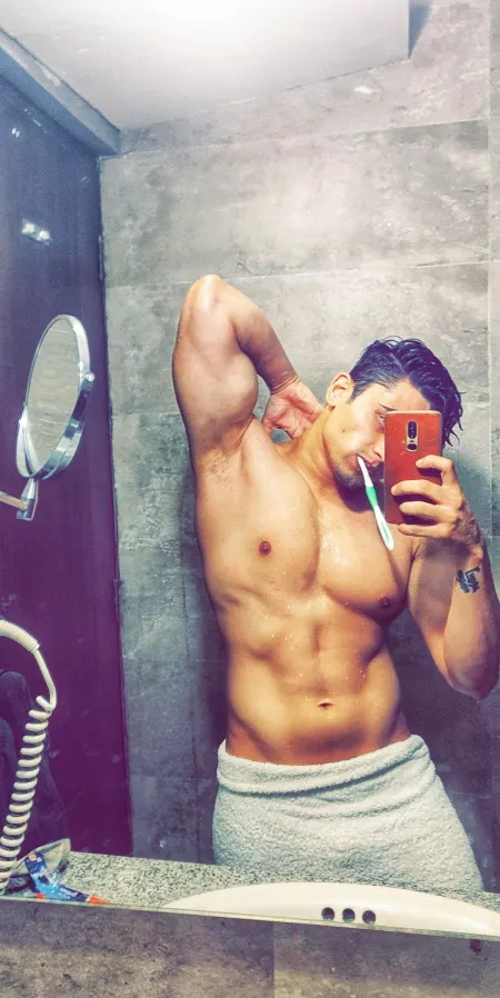 Just a random shower selfie by theavinash1414