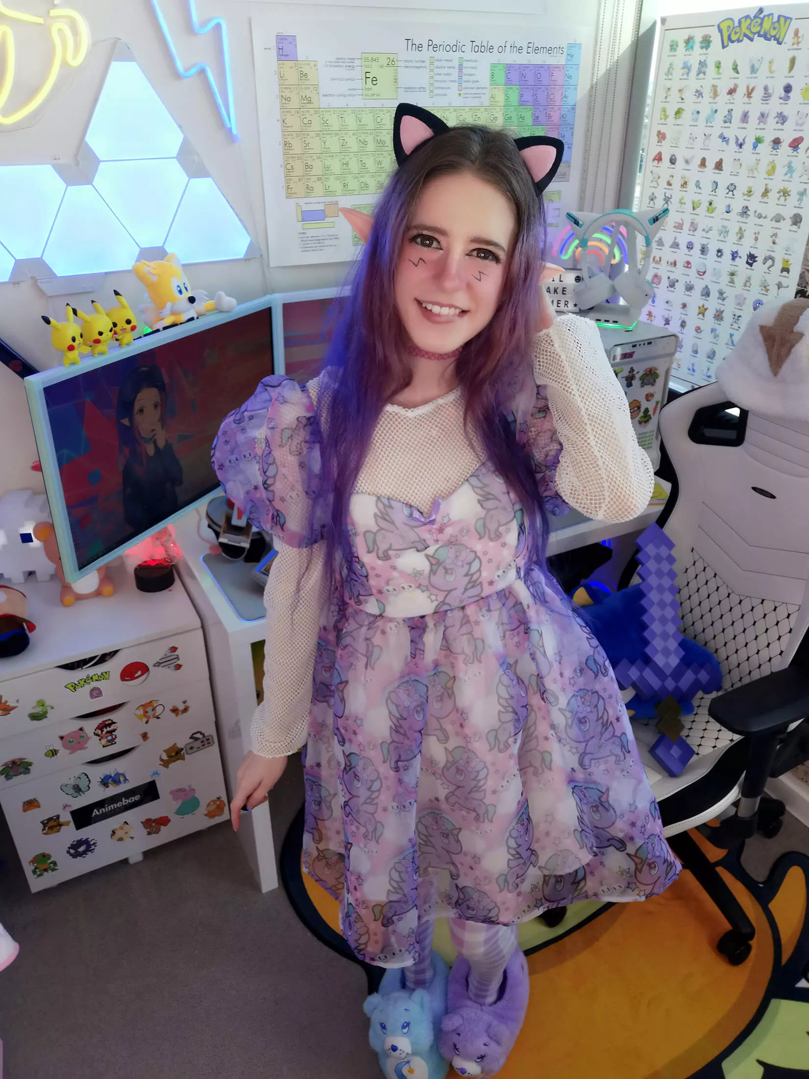 just a smol girl 😊❤️ posted by lilfakegamer