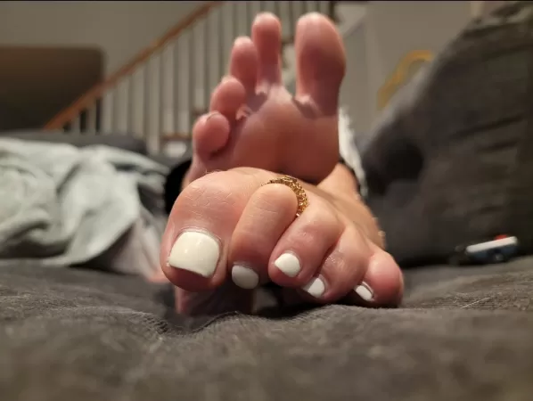 Just a tickle, that is all I want by LolaAnneFans