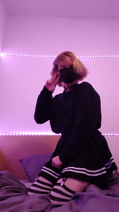 Just another lonely femboy 💖 by Skadoot_