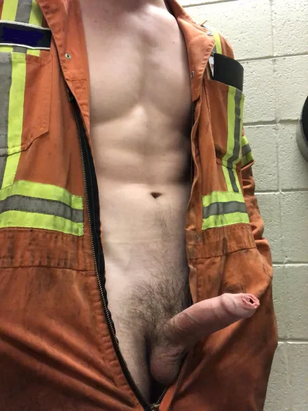 Just Another Mechanic Looking to Get Dirty by throwaway4573224