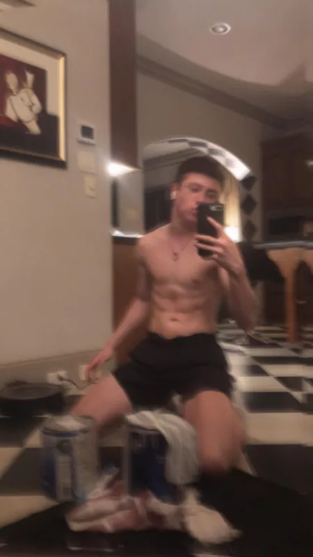 Just becauseI’m on my kneesdoes notmeanI’m givingyou ablowjob🙄😉 by Electrical_Wave9736