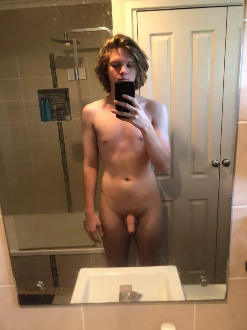 just checking out the opinions of the general public :p [20-6’1-87kg] by cocainecopshow