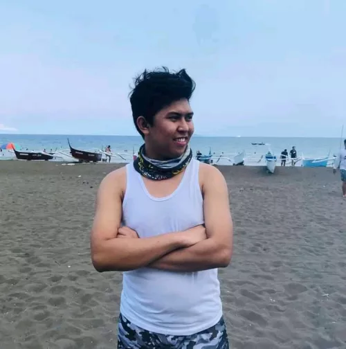 Just Chillin in the beach. by ChoChi_07