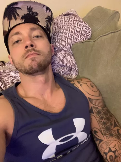 Just chillin on a Friday. by wattsonranked