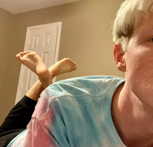 Just chilling :) by BlondeBoyFoot