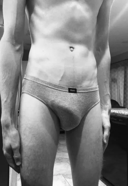 Just chilling tonight by thebrainiak