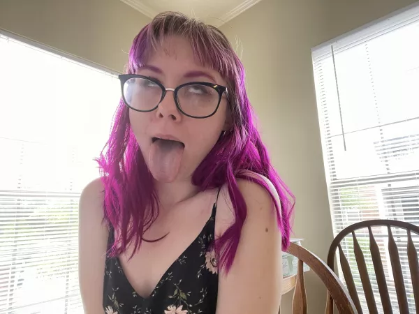 Just cum all over my face pretty please!!!! by flowergoddess28