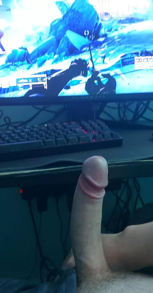 Just curioushow many of you would suck my 18yr old cock🤭 by CheeseString0690