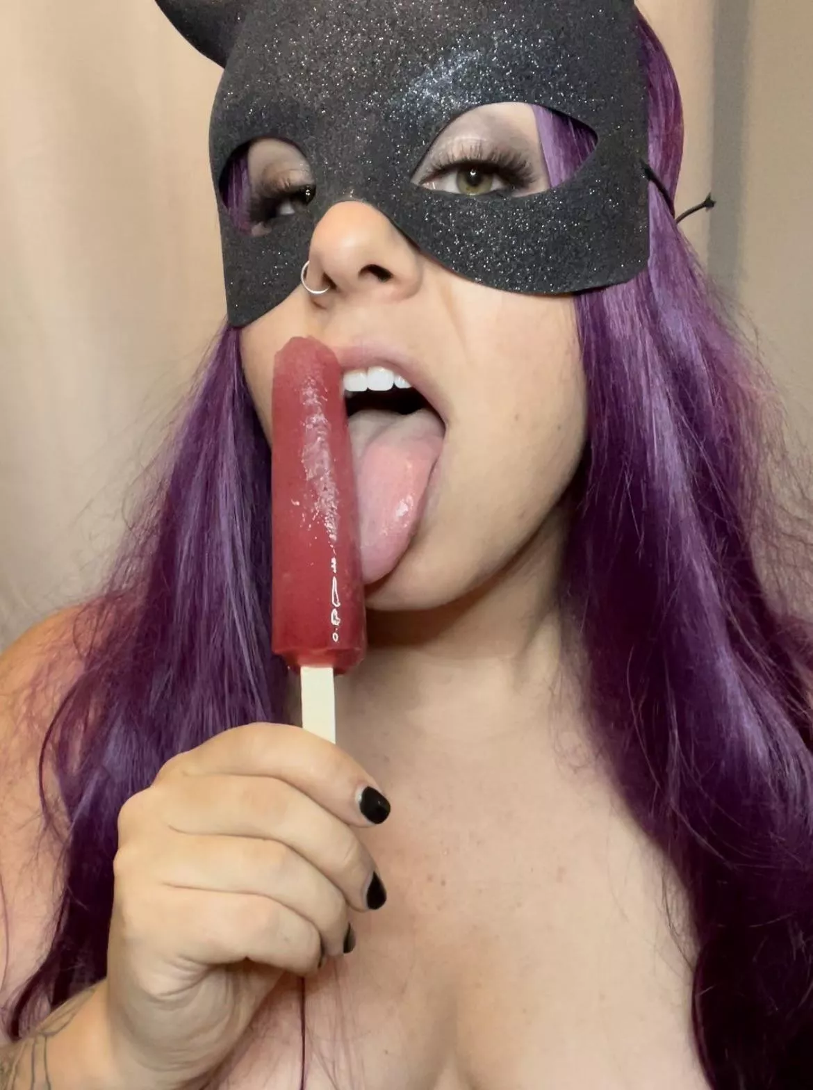 Just enjoying a tasty treat posted by JaxxxDaniels44
